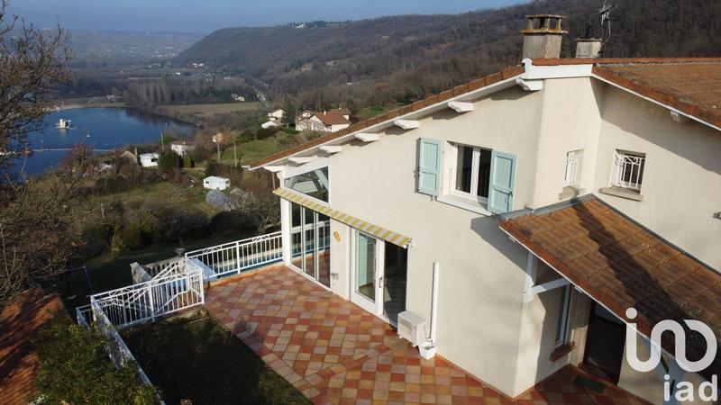 Maison - 147 m² - 5 pièces