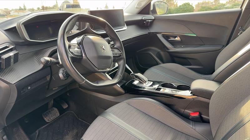 Peugeot 2008 II 1.2 Puretech 130 Eat8 Allure Business