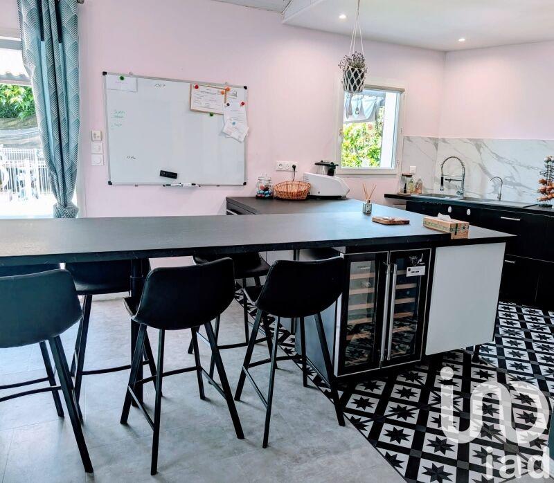 Maison - 165 m² - 6 pièces