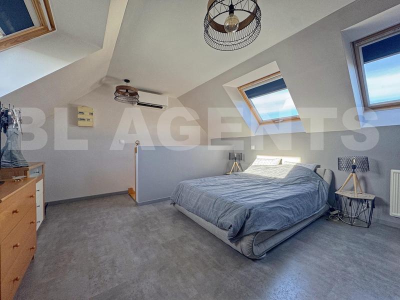 Maison - 157 m² - 6 pièces