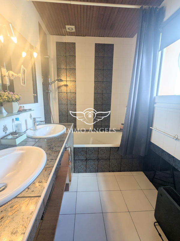 Villa - 129 m² - 5 pièces