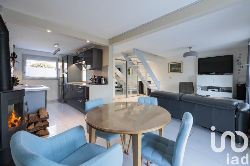 Maison - 91 m² - 5 pièces