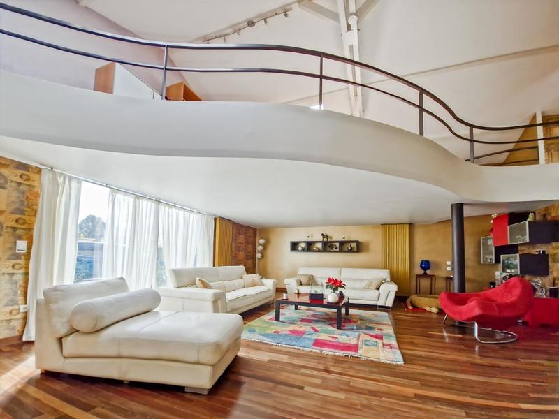 Maison - 217 m² - 5 pièces