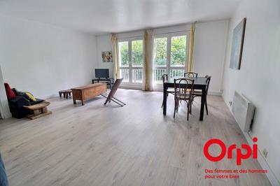 Appartement - 91 m² - 4 pièces