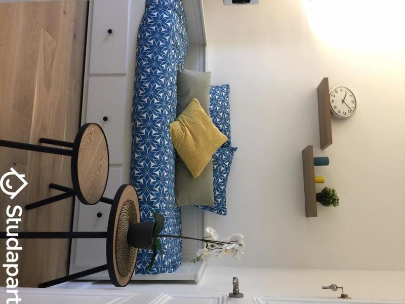 Chambre - 14 m² - 1 pièce