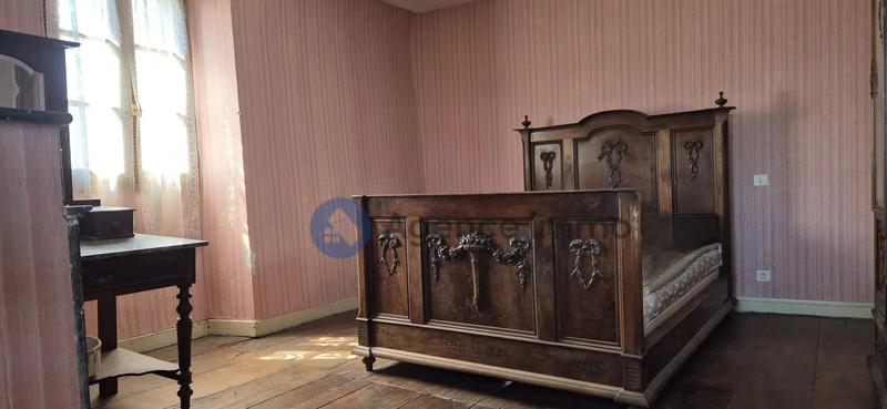 Maison ancienne - 145 m² - 6 pièces