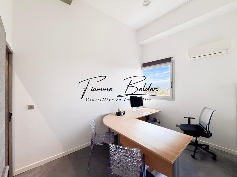 Bureau - 10 m² - 1 pièce