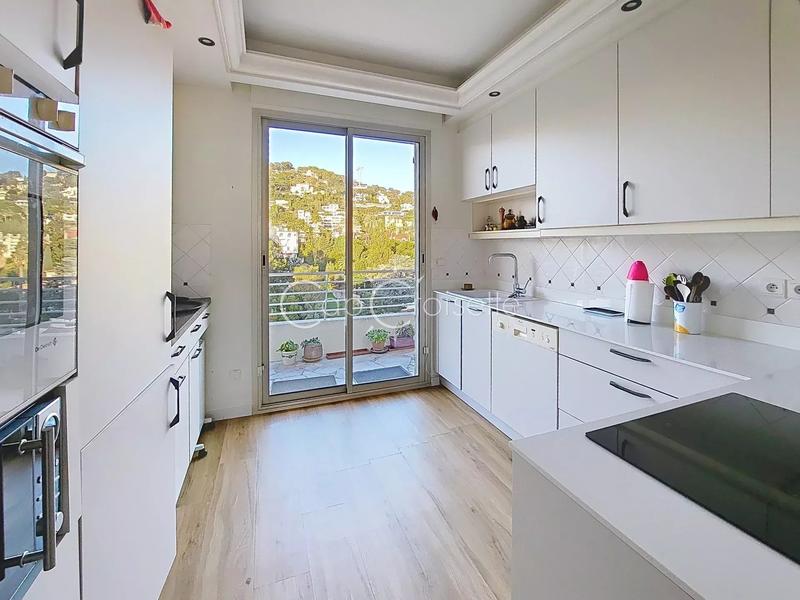 Appartement - 94 m² - 3 pièces