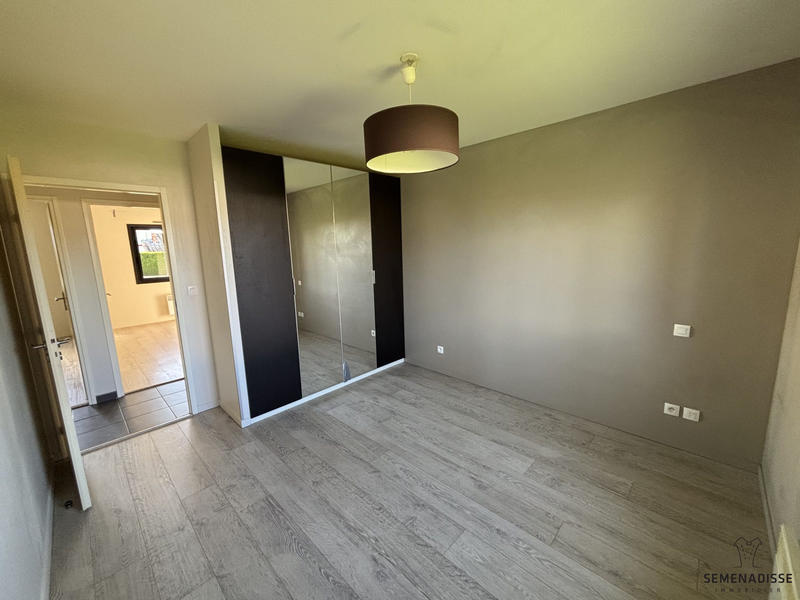 Villa - 100 m² - 4 pièces