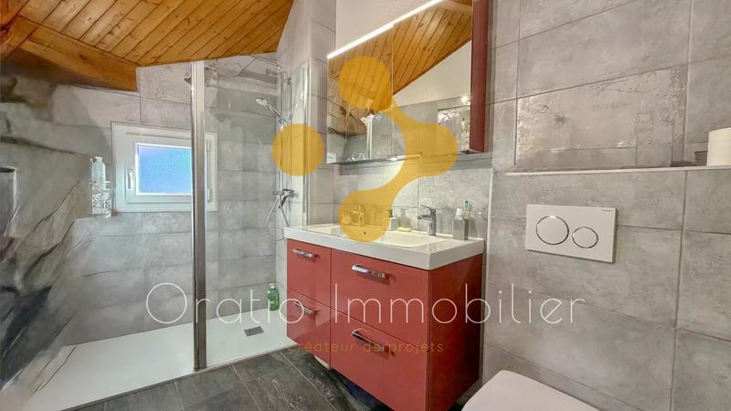 Maison - 191 m² - 8 pièces