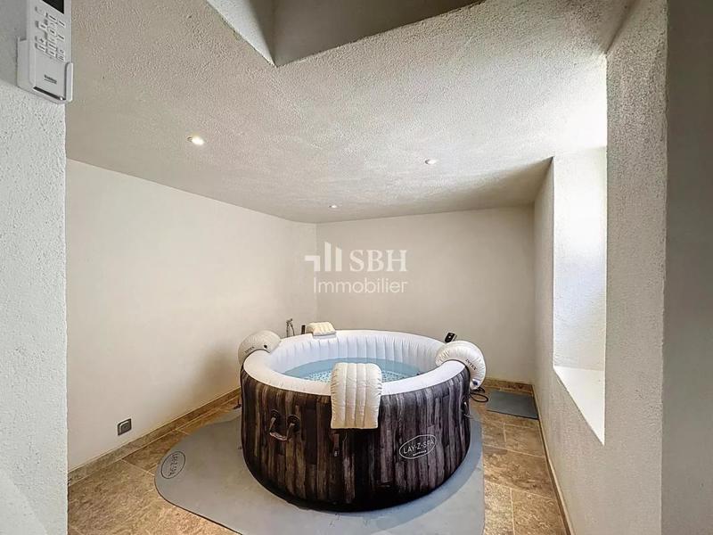 Maison de village - 100 m² - 5 pièces