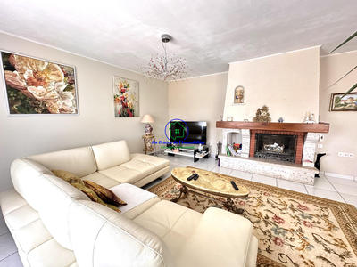 Villa - 152 m² - 6 pièces