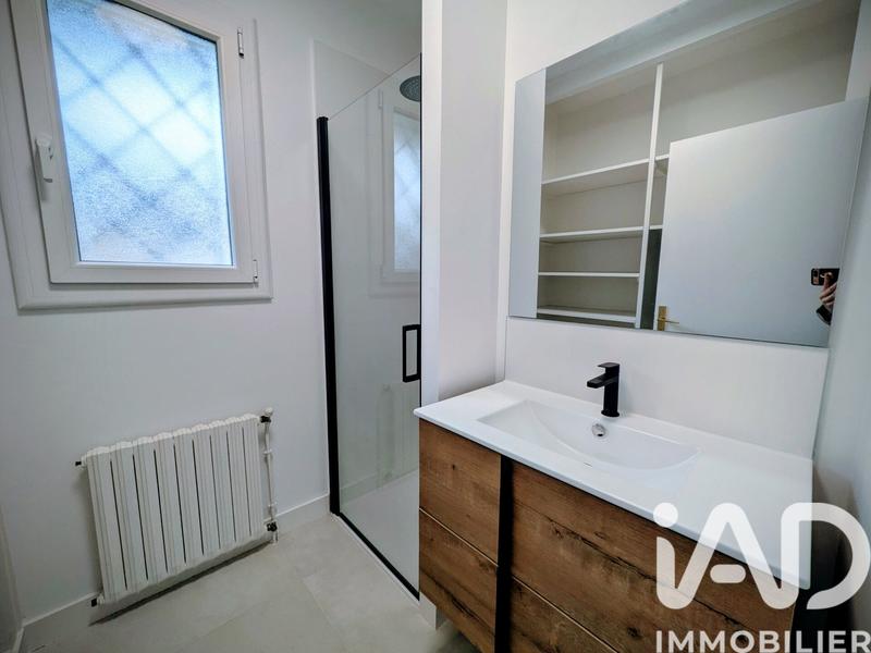 Maison - 210 m² - 8 pièces