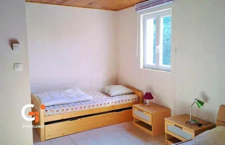 Maison - 161 m² - 7 pièces