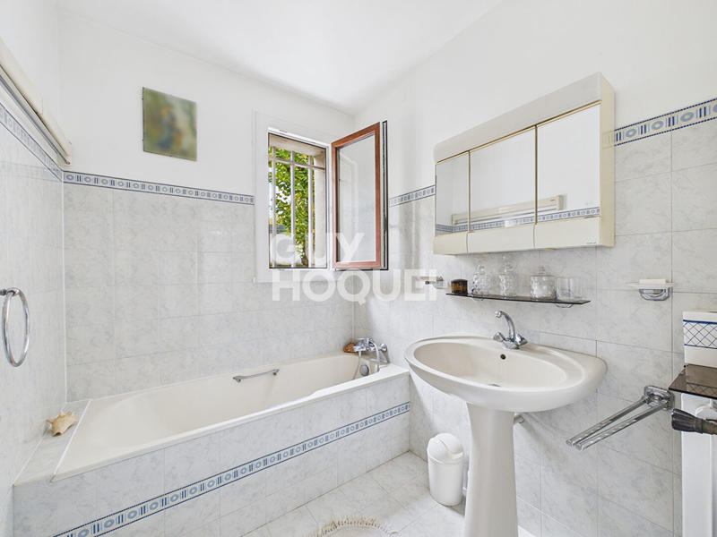 Appartement - 115 m² - 4 pièces