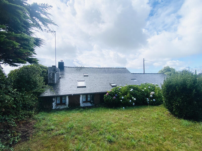 Maison - 99 m² - 5 pièces