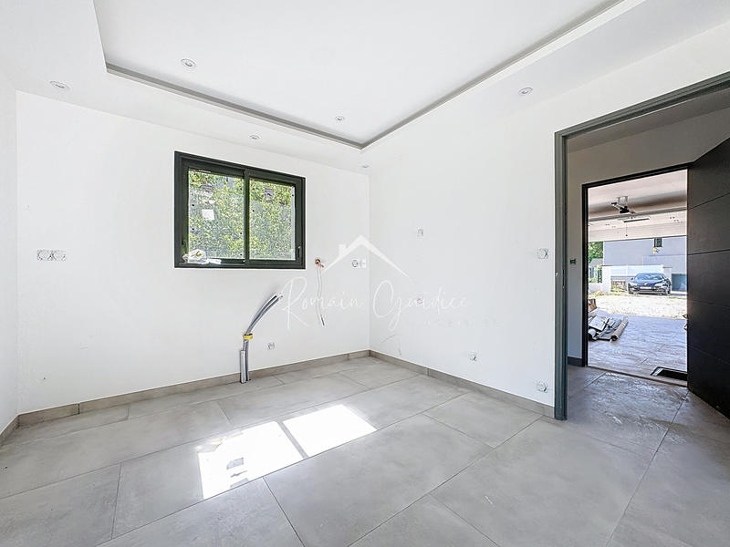 Villa - 164 m² - 5 pièces