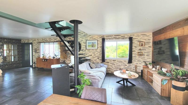 Maison - 130 m² - 5 pièces