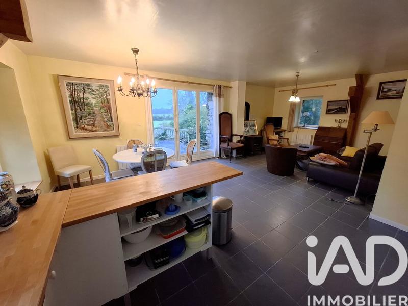 Maison - 438 m² - 16 pièces