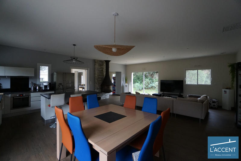 Villa - 183 m² - 6 pièces