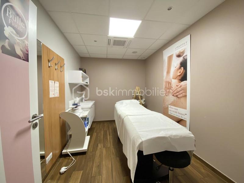 Beauté / Bien-être - 130 m²