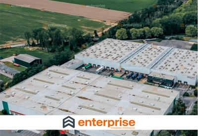 Entrepôt - 27 183 m²