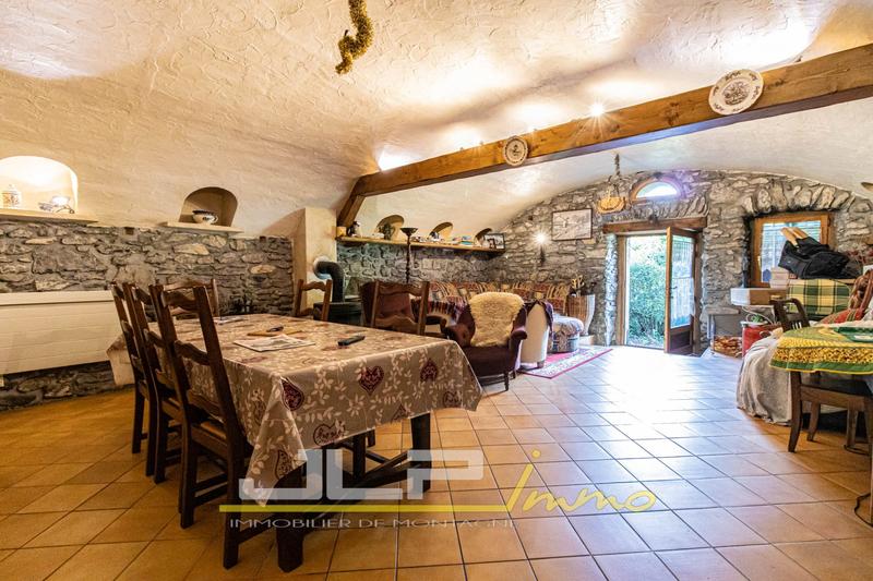 Ferme - 600 m² - 10 pièces