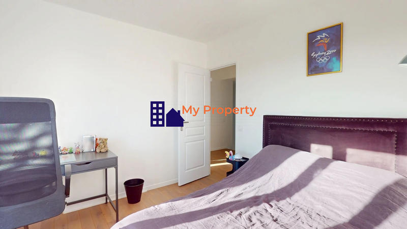 Maison - 96 m² - 5 pièces