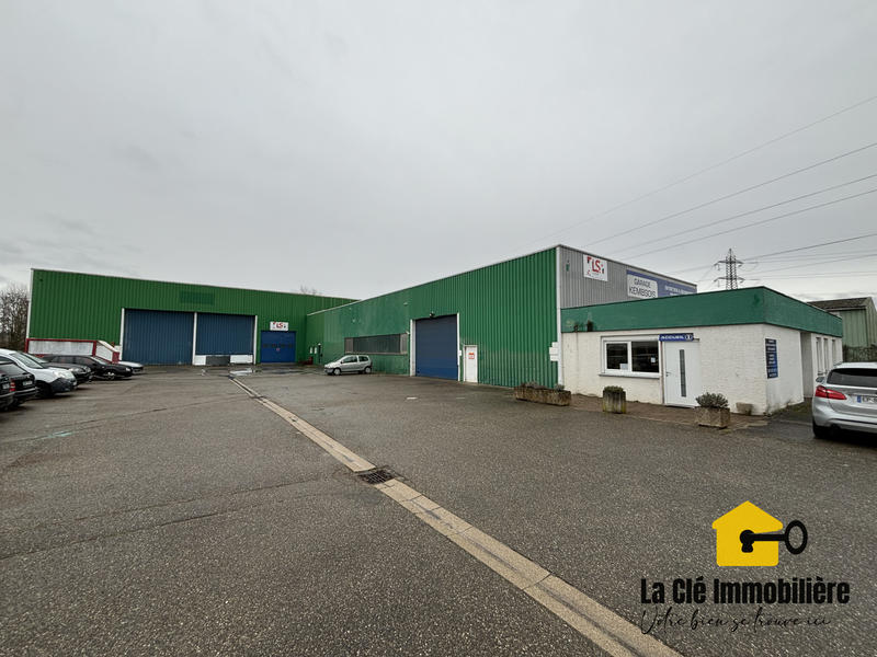 Local commercial - 1 255 m²