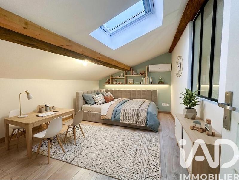 Appartement - 75 m² - 3 pièces