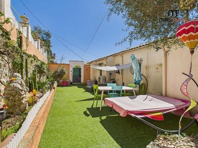 Appartement - 100 m² - 5 pièces