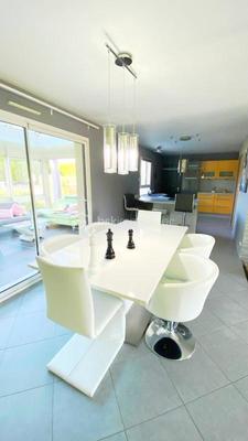 Villa - 130 m² - 5 pièces