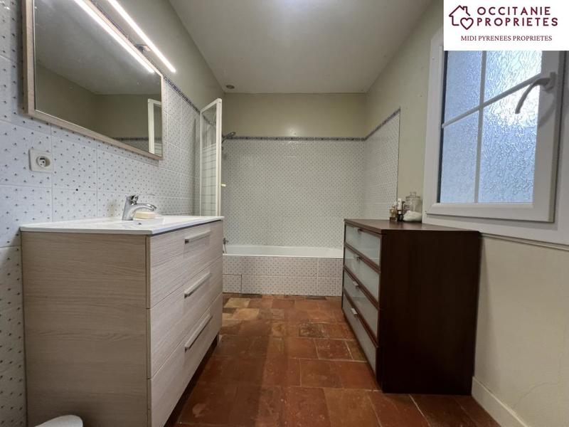 Propriété - 356 m² - 15 pièces