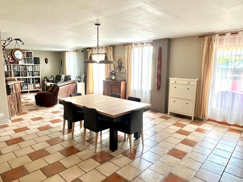Maison - 175 m² - 5 pièces
