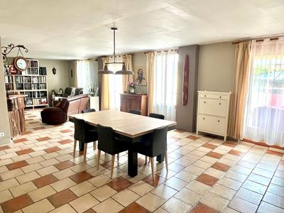 Maison - 175 m² - 5 pièces