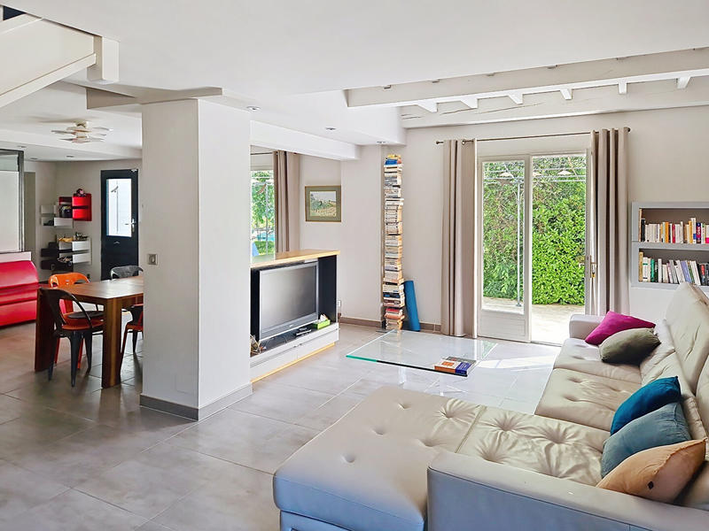 Maison - 177 m² - 7 pièces