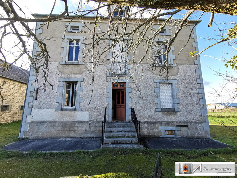 Maison ancienne - 150 m² - 9 pièces