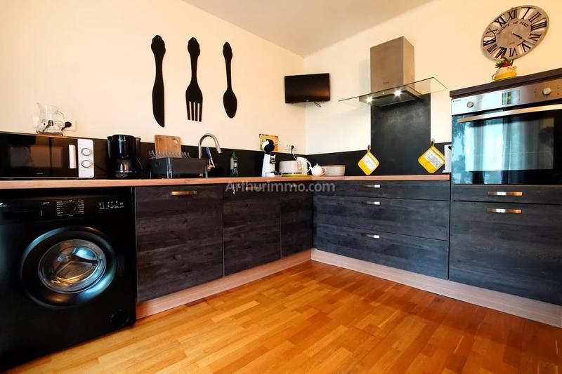 Maison - 294 m² - 10 pièces