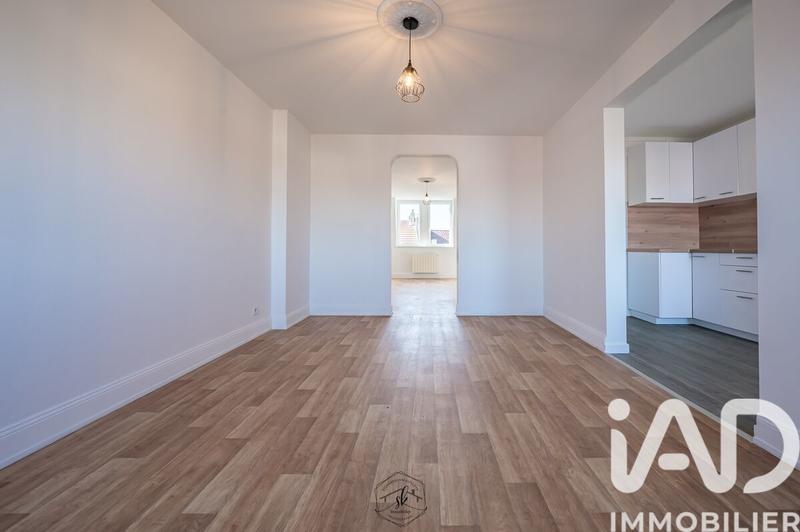 Appartement - 90 m² - 4 pièces