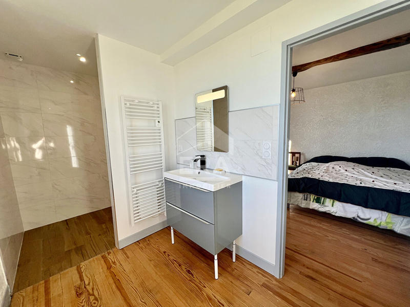 Maison - 166 m² - 5 pièces