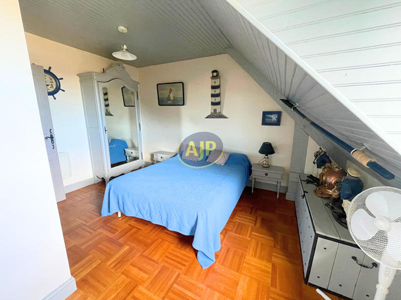 Maison - 155 m² - 7 pièces