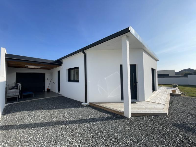 Maison - 120 m² - 5 pièces