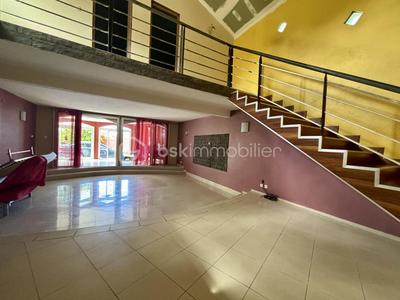 Villa - 160 m² - 6 pièces