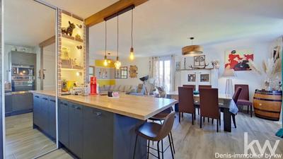 Villa - 101 m² - 4 pièces