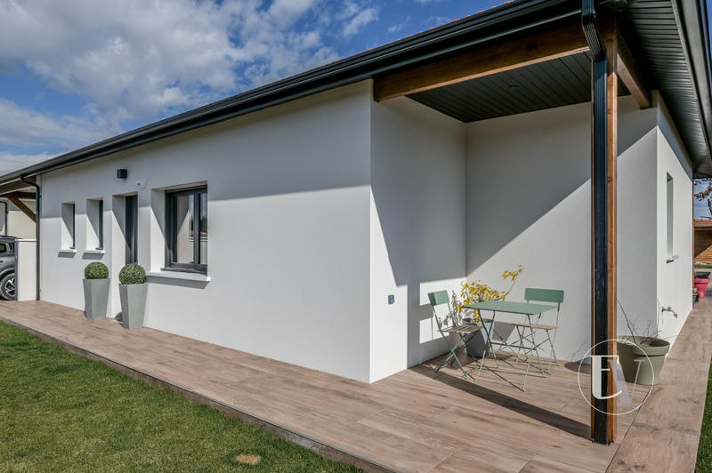 Maison contemporaine - 193 m² - 6 pièces