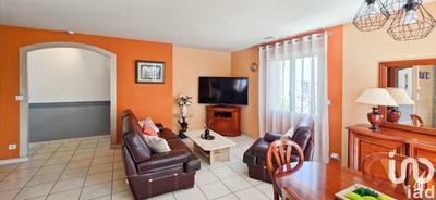 Maison - 97 m² - 5 pièces