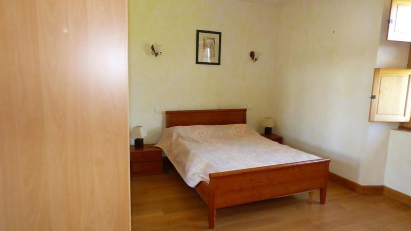 Château - 120 m² - 4 pièces