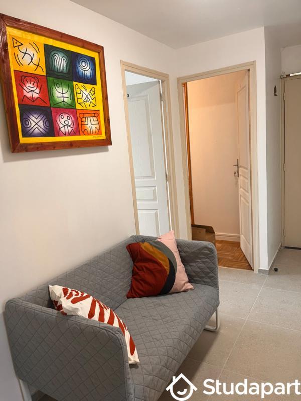 Chambre - 11 m² - 1 pièce