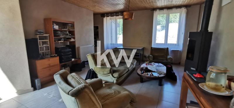 Maison - 114 m² - 6 pièces