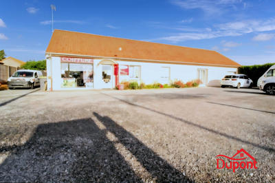 Maison - 240 m² - 6 pièces